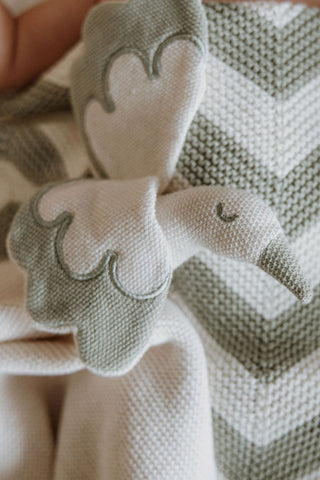 Knitted Organic Baby Stork Comforter 